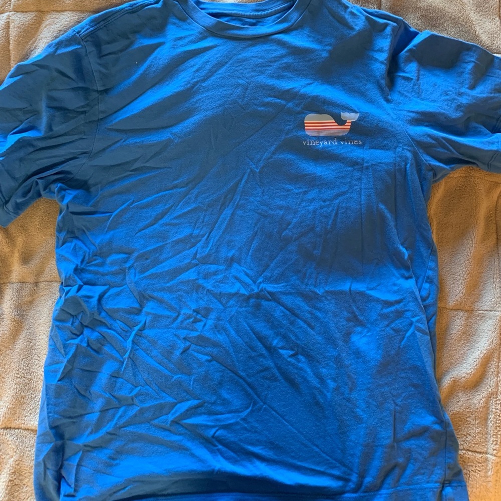 Vineyard vines tshirt